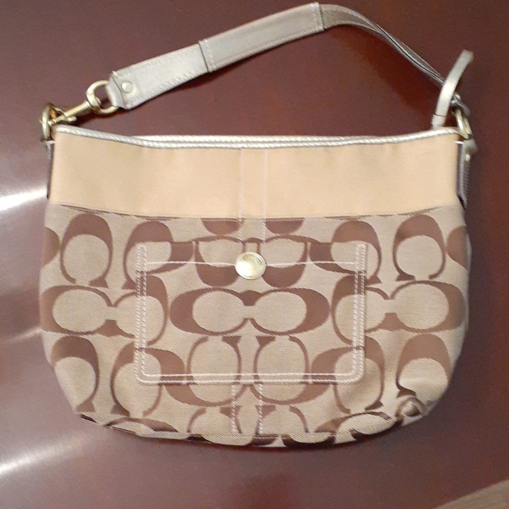 Medium Coach purse